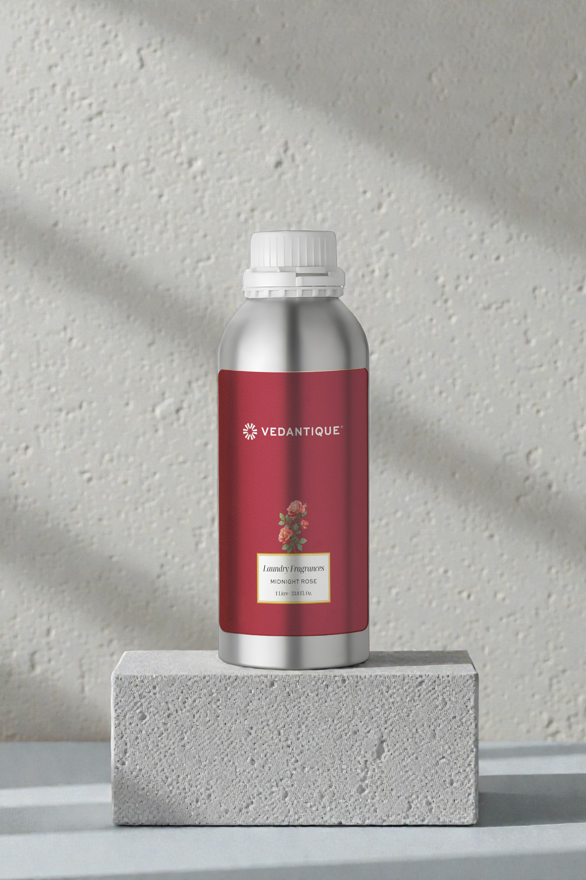 High-performance laundry perfume for large operations